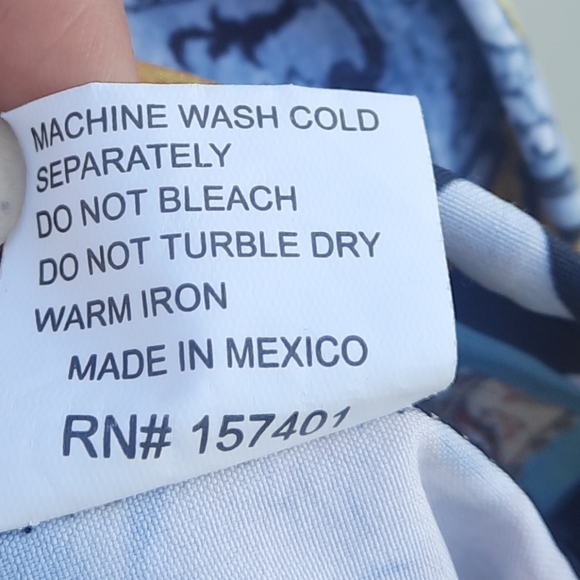 PacSun Camp Shirt | Button Up | Tiger Bandana Print | Size Medium - Picture 15 of 15